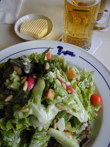 Salat und Bier